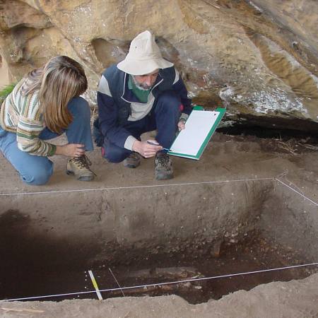 J3, El enterramiento más antiguo del País Vasco